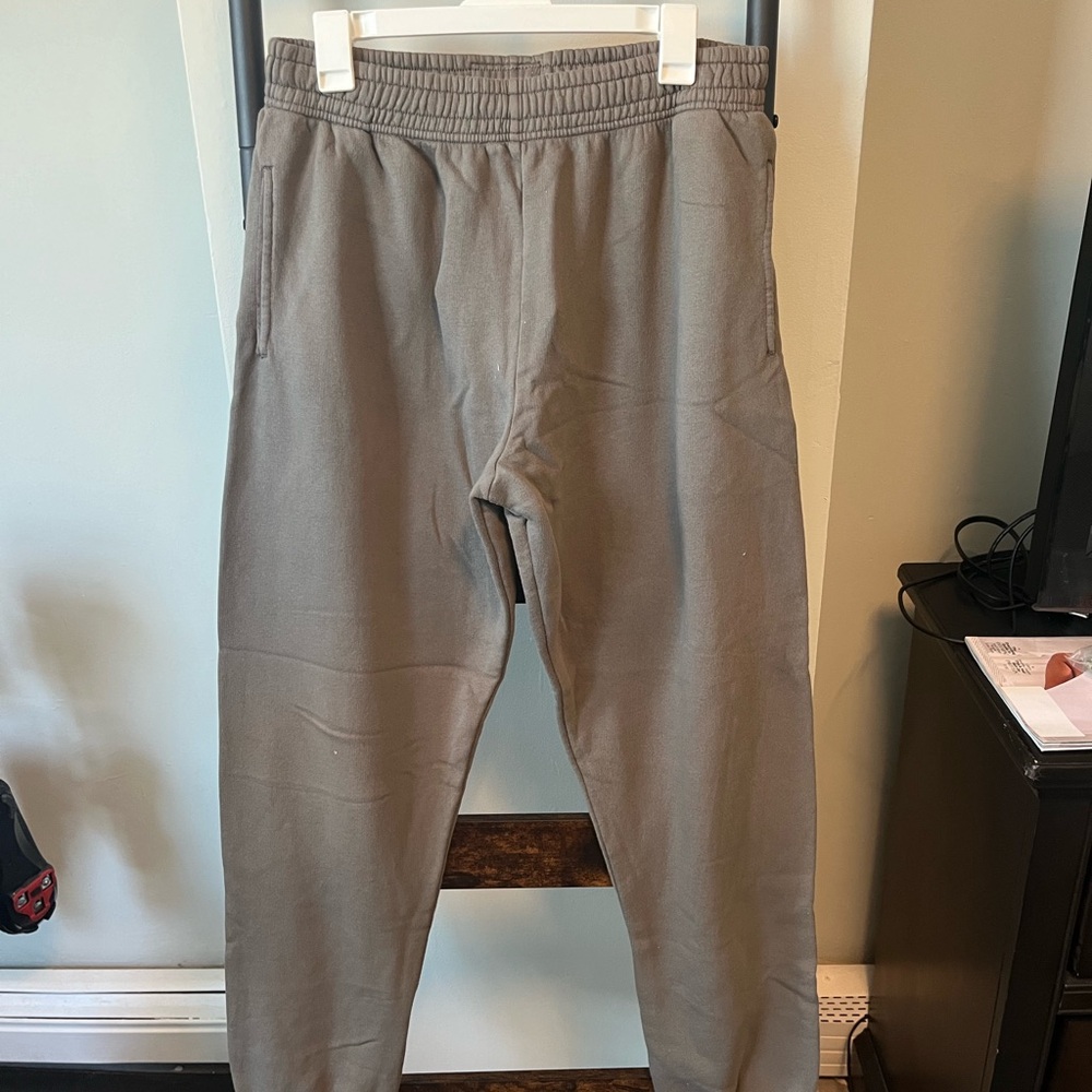 Alphalete Joggers